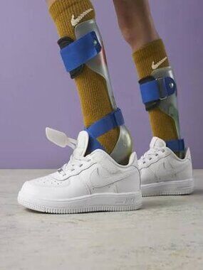 Nike Force 1 Girls' Triple White Low Top EasyOn Hook & Loop Sneakers Size 13C